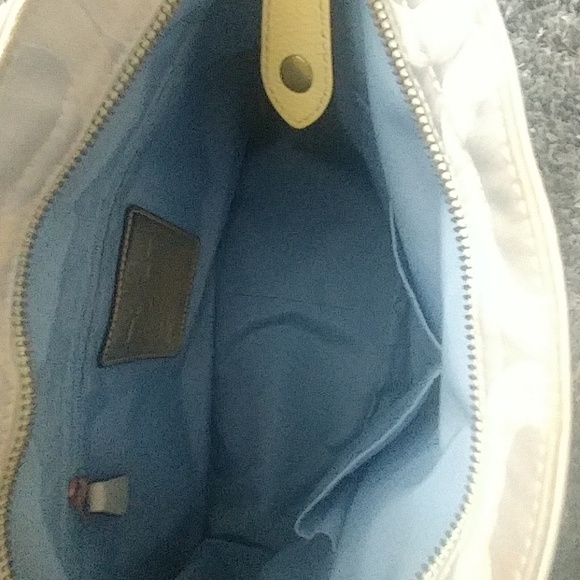 Coach 👜 - Picture 4 of 5